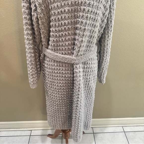 Cozy Gray Waffle Knit Robes Pottery Barn Cozy Waffle Sweater Robe pockets EUC - Picture 10 of 11